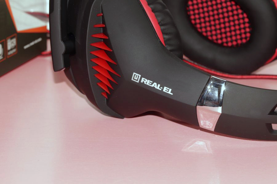 Стереонаушники с микрофоном REAL-EL GDX-7600 stereonaushniki-s-mikrofonom-real-el-gdx-7600