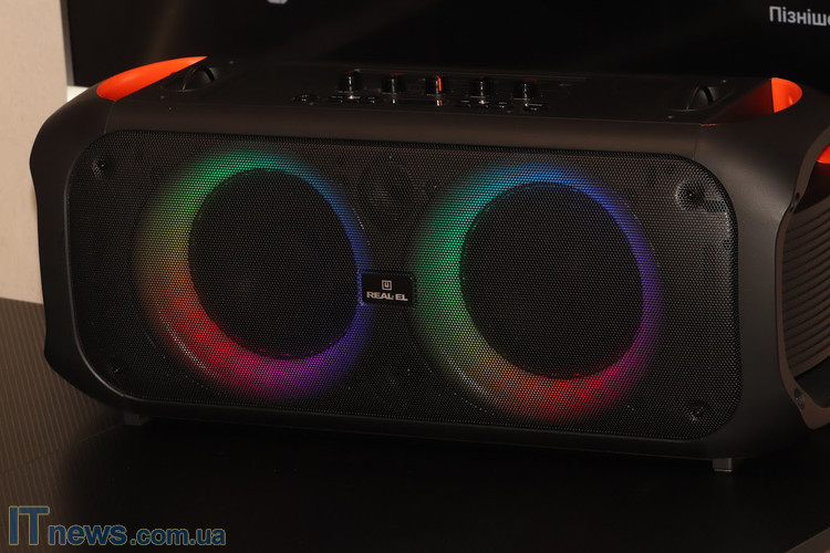 REAL-EL X-795