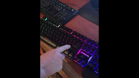 Огляд Клавіатура дротова Real-El 8700 Backlit USB з Rozetka